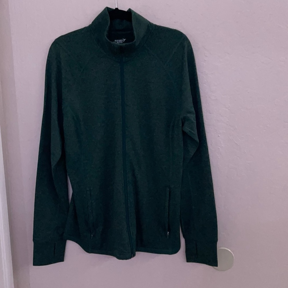 Old Navy active wear sweater. Worn two times. New